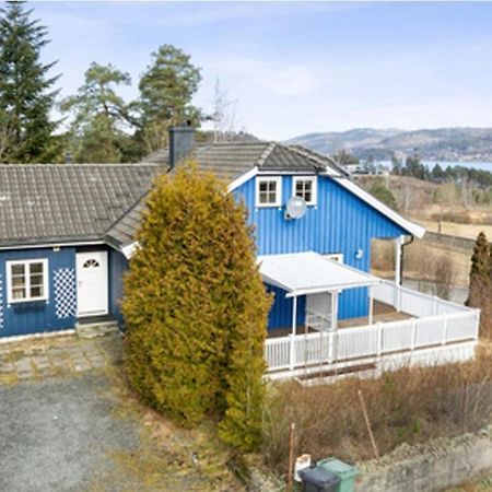 Blue House Brevik Porsgrunn Apartment Bagian luar foto